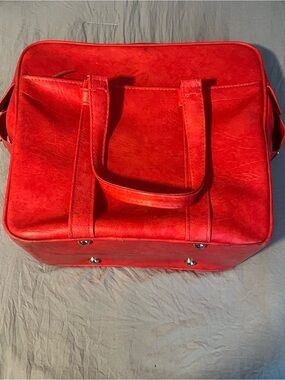 Red Women's Top-Handle overnight Bag